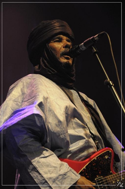 0200 Tinariwen VIP 02-10-2009 (Large).jpg